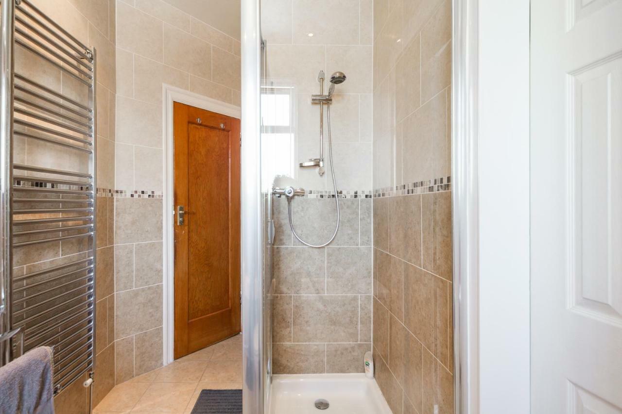 Bed and Breakfast Wee White House Edimburgo Esterno foto